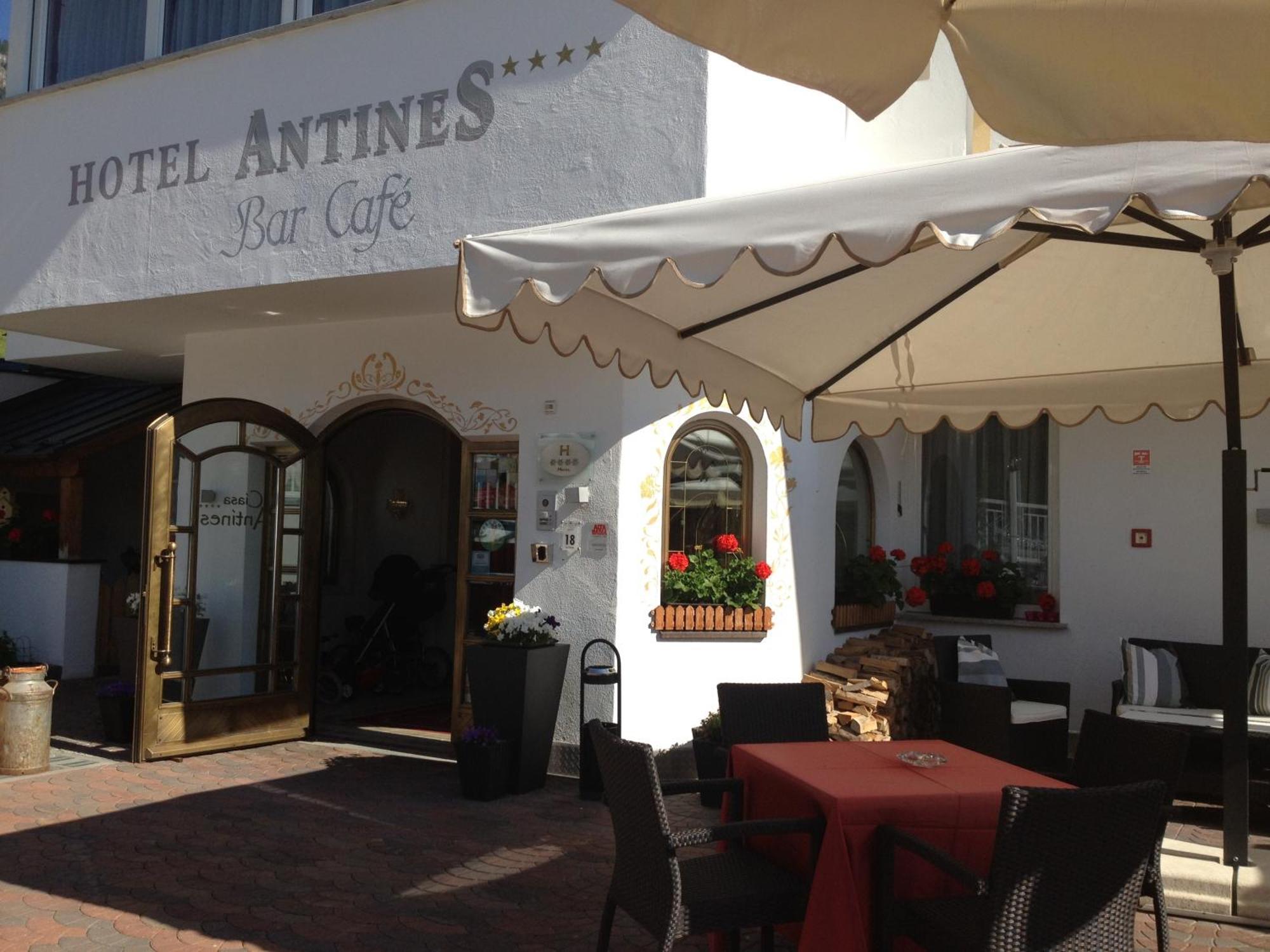 Hotel Antines La Villa  Exteriér fotografie